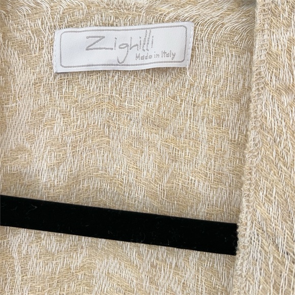 Luxury Wrap / Beach Coverup made in Italy NWOT - Picture 4 of 7